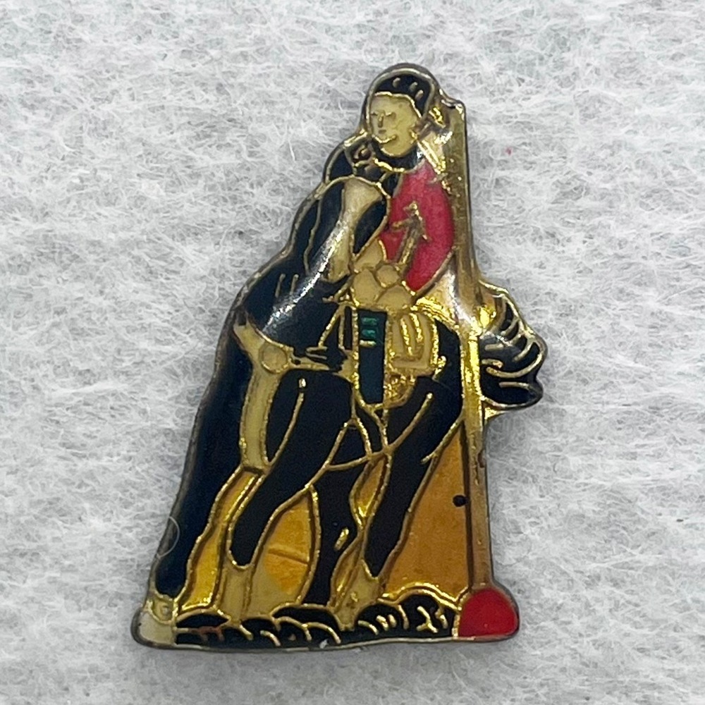 🔮 5/$25 Vintage Polo Horse Rider Pin